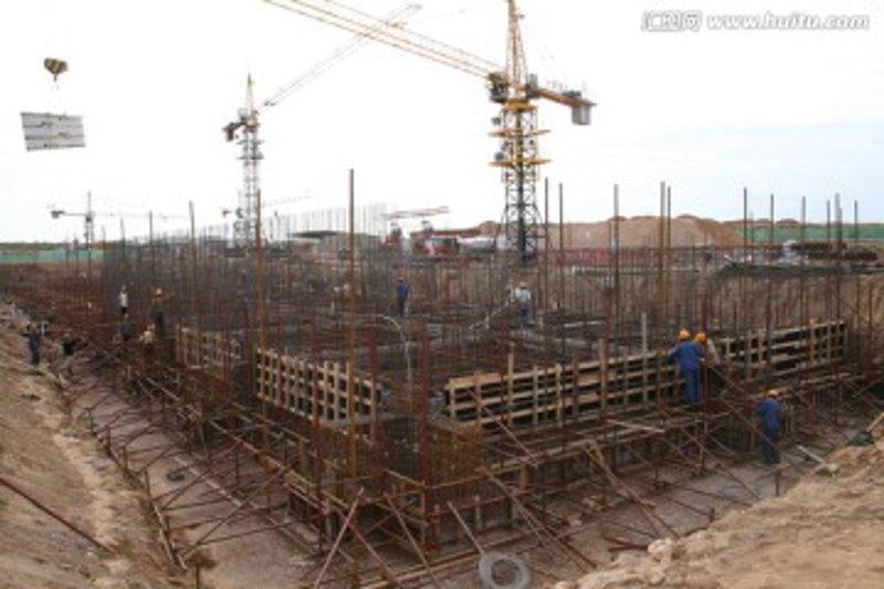土建施工行业：走进建筑之美